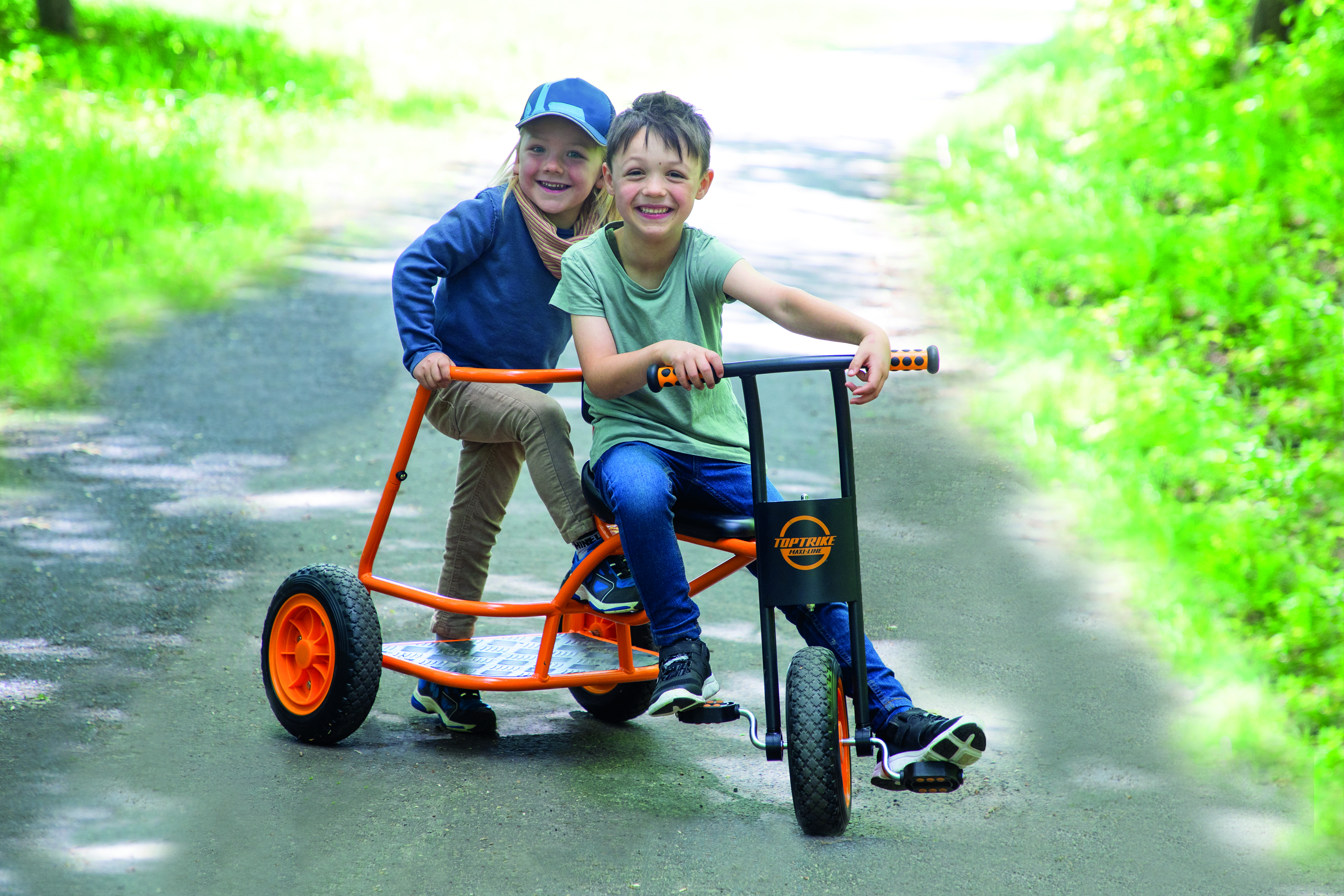 Shuttle trike maxi